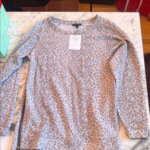 Stella & Dot Gray Leopard Print Sweatshirt